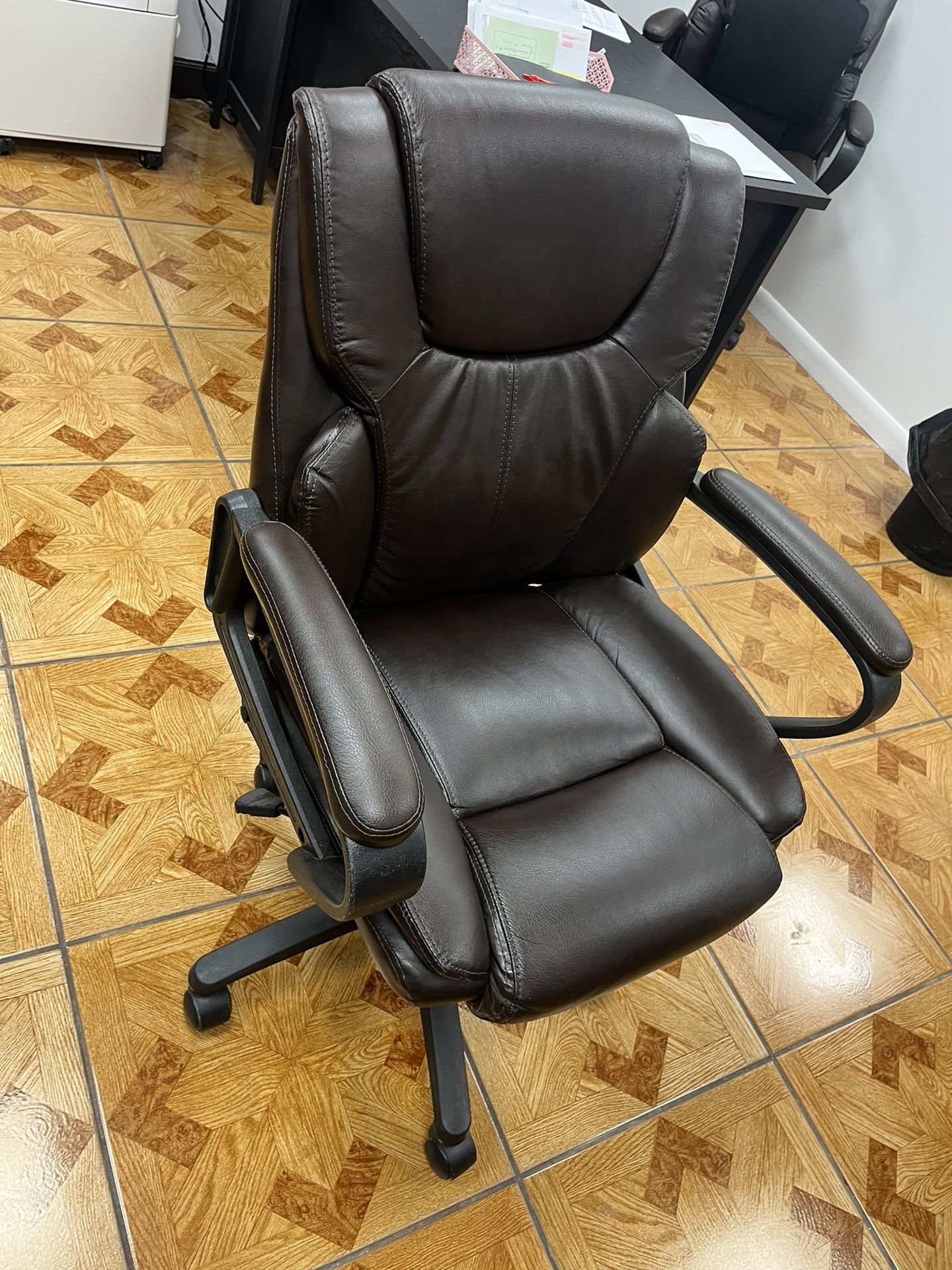 Real Leather Computer Chair For Sale In Miami FL OfferUp