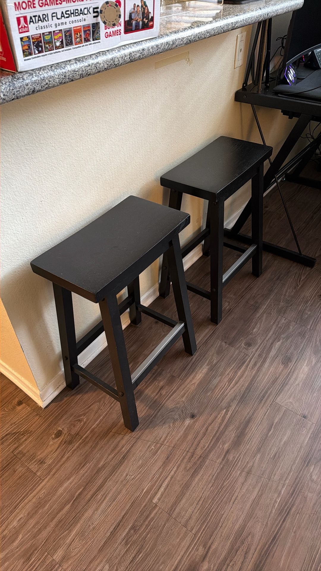 Bar Stools (2piece)