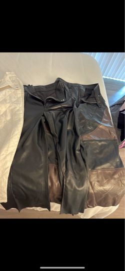 Women’s pants.