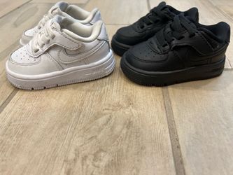 Baby shoes