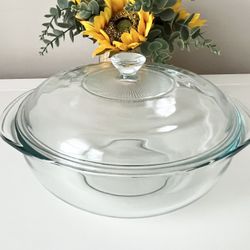 Pyrex Glass Casserole Dish with Lid