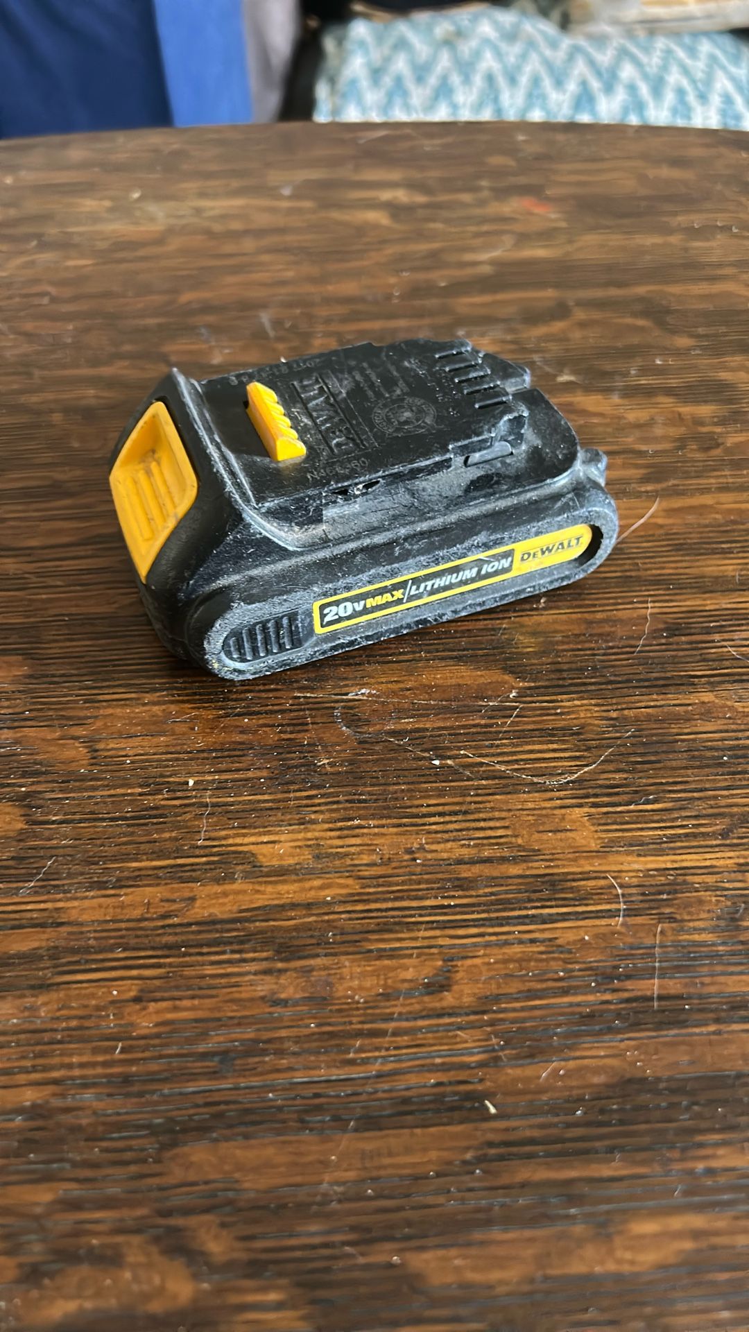 DEWALT 20V BATTERY