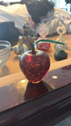 Perfume bottle