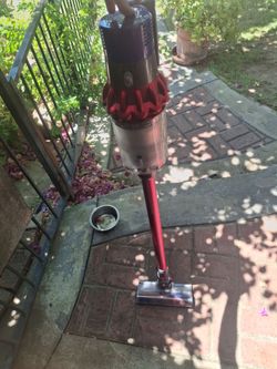 Dyson cyclone v10 motorhead