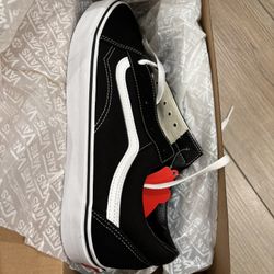 Vans Old Skool Black/White Men's Skate Shoes Size 11 VN000D3HY28