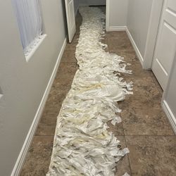 Ivory Taffeta Table Skirt Curly