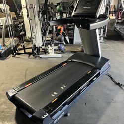 Freemotion 10.7 Reflex Treadmill (Full Commercial)