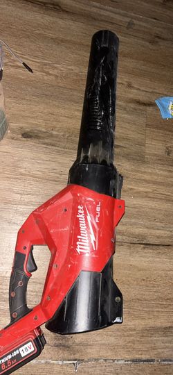 Milwaukee M18 FUEL Dual Battery Blower