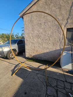 Large Gold Round Wedding Arch Stand (88.5" dimeter)