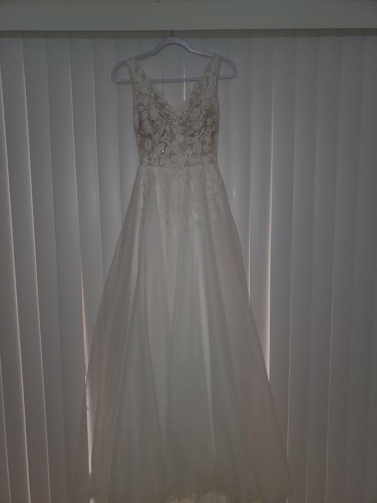 Beautiful Wedding Dress 👰