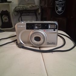 Minolta Traveler Freedom Zoom 35mm Camera