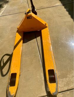 Global Pallet Jack in great shape German style