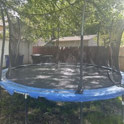 Trampoline 