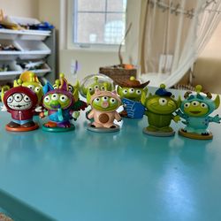Disney Park Pixar Toy Story Alien Remix Deluxe Figurine Playset 9 Piece
