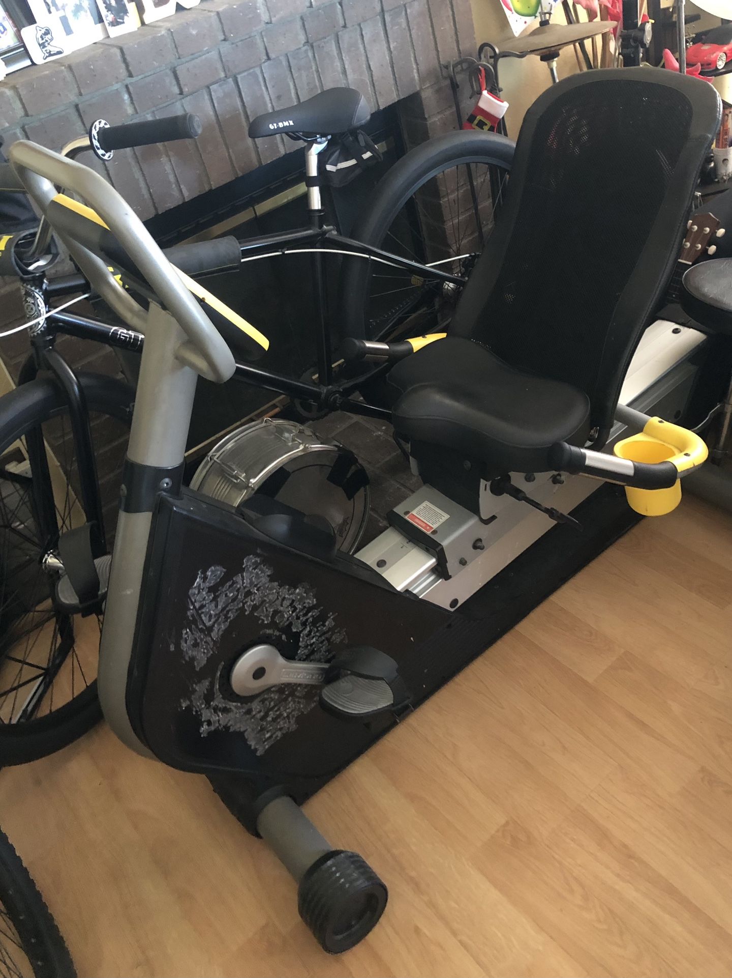 Exercise Bike! Great Deal π
