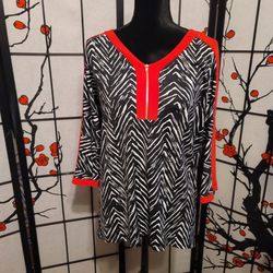 Notation Ladies Black-White Tunic Blouse W/Red Panel Accents/Size Medium