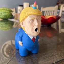 DONALD TRUMP UNICORN TOY