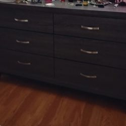 Light Grey Dresser 