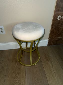 18” Tall Velvet Round Vanity Stool Chair, White and Gold