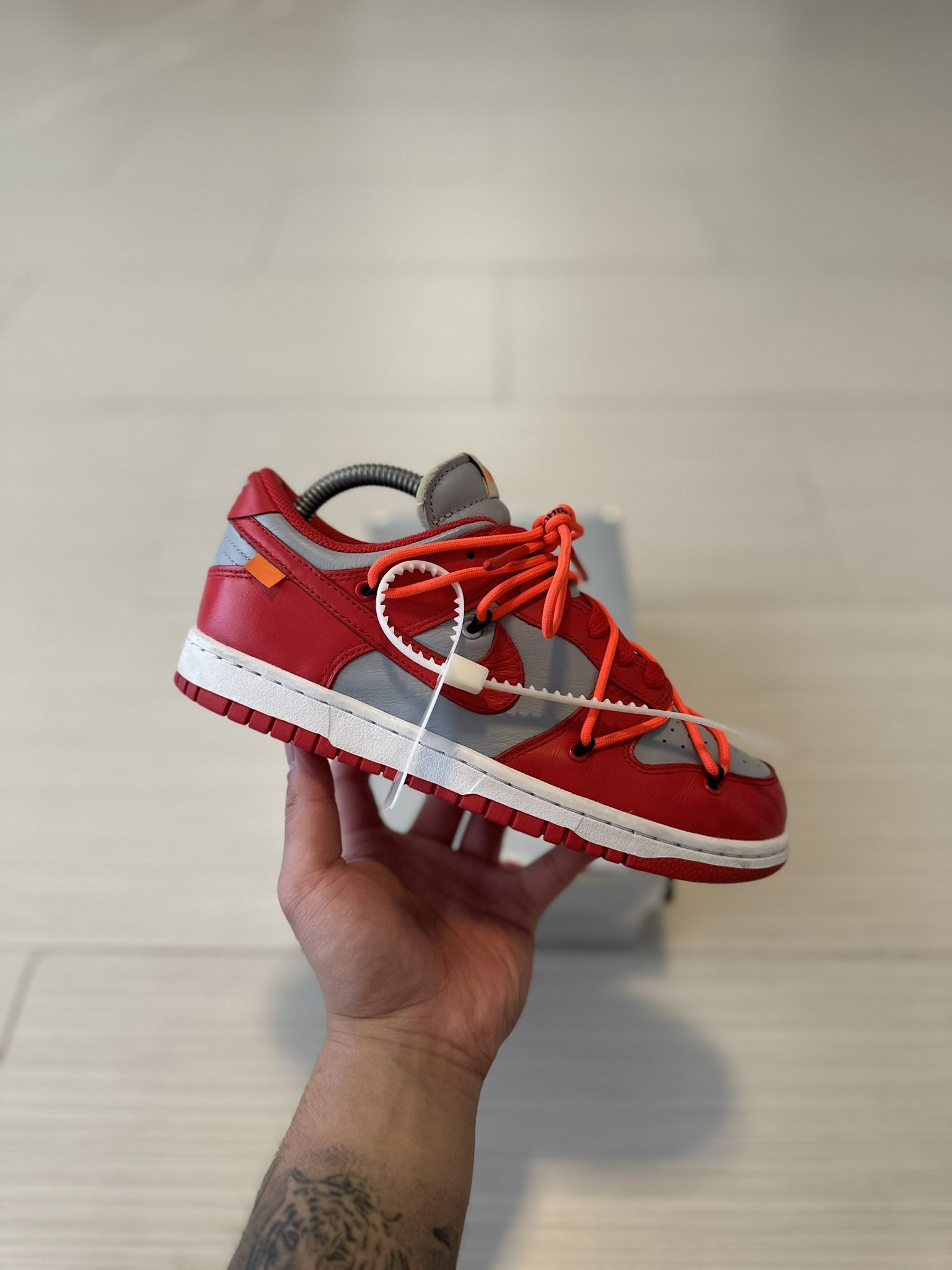 Nike Dunk low Off White University Red Size 5.5Y