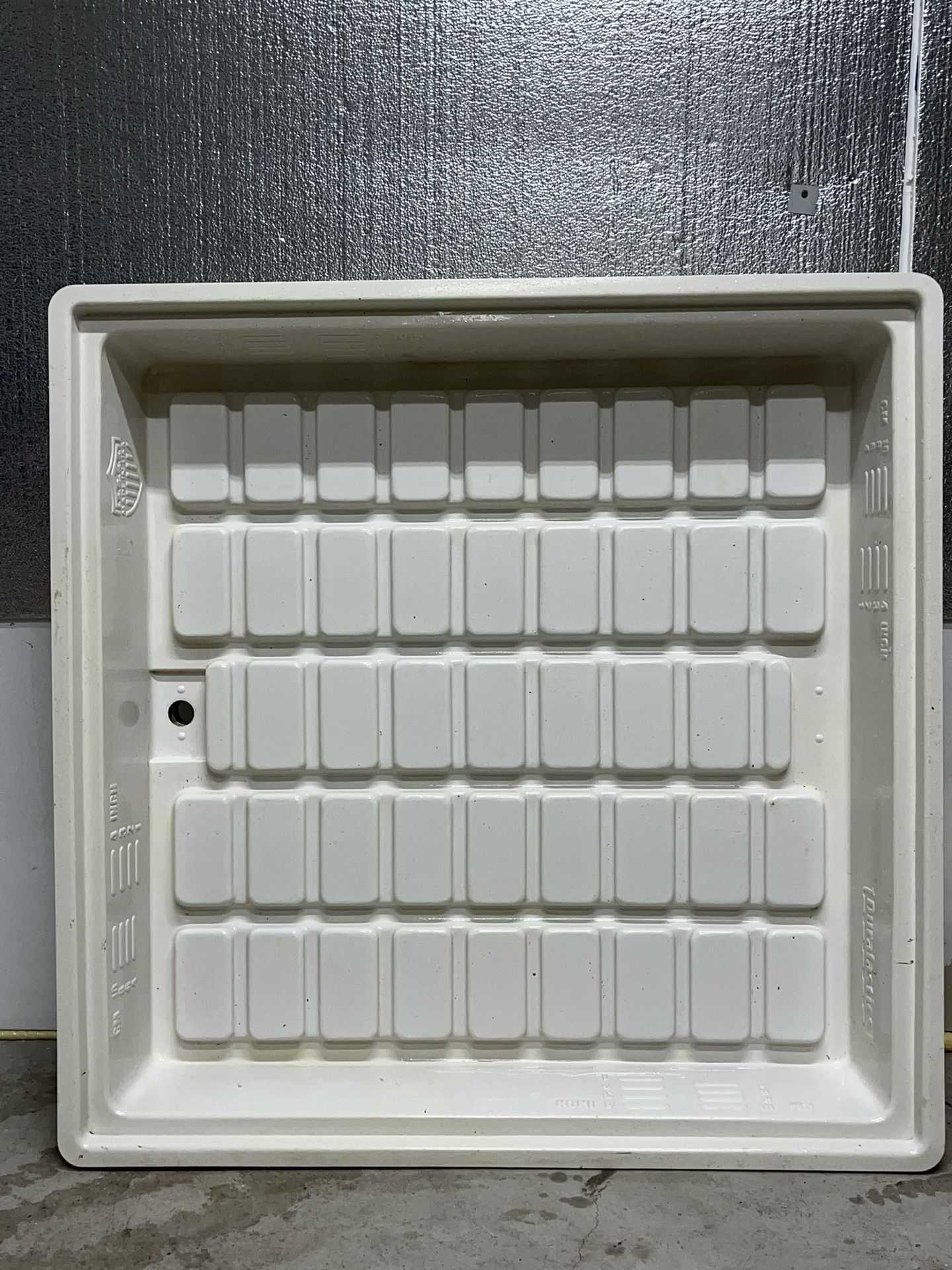 For growing tray