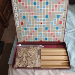 SCRABBLE GAME FOR 6+ PLAYERS - VINTAGE 1948  EDITION