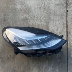 Tesla Model 3 / Y RH & LH LED Headlight OEM