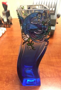 Peacock vase