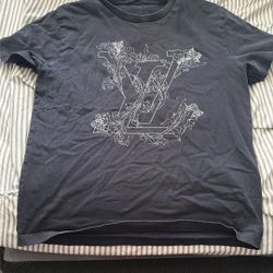 Louis Vuttion Shirt 