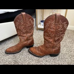 Men’s cowboy Boots Size 9
