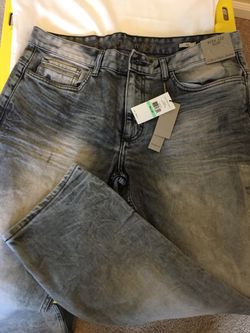 Calvin Klein Jeans - Slim Cut - New w/ Tags