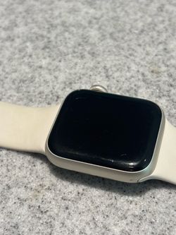 📱 Apple Watch SE (3rd Gen)