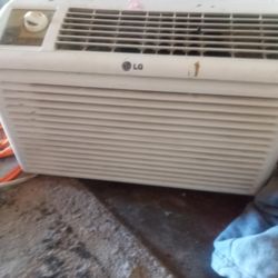 Window Air Conditioner 