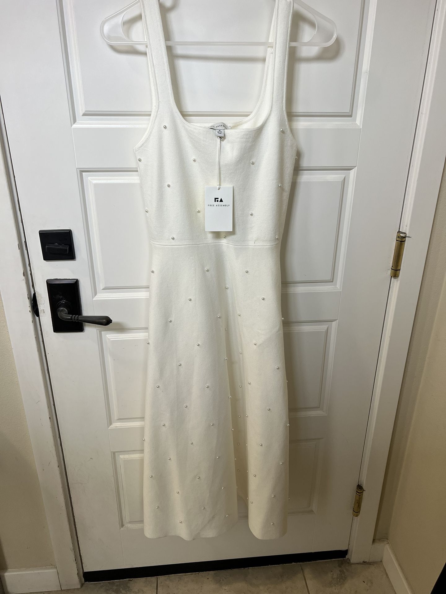 Ivory Knit Dress With Pearls - Never Worn Tags On! Wedding/Dress/Event/Prom