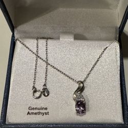925 Silver 16” Italy Necklace With Genuine Amethyst In a 3/4” Long Pendant