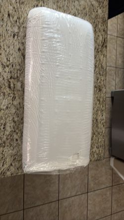 Breeze Dual Cooling Tempur-Pedic king siz Pillow