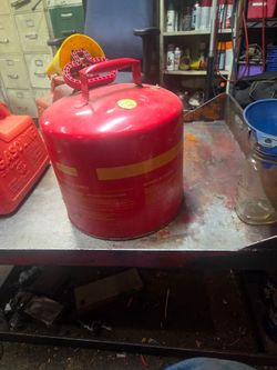 Eagle safety gas can metal