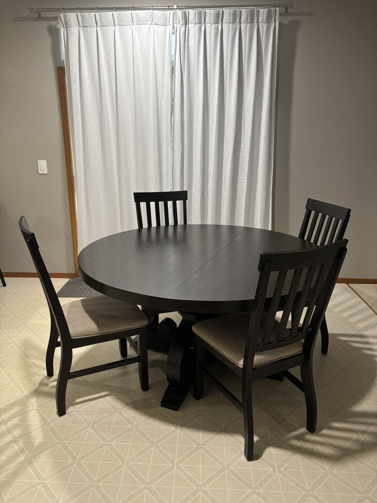 60” Round Table & Four Chairs