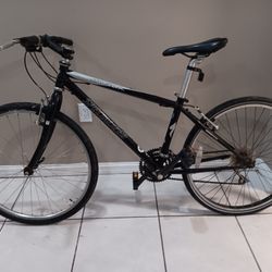 Bicicleta Specialized Hardrock 26"