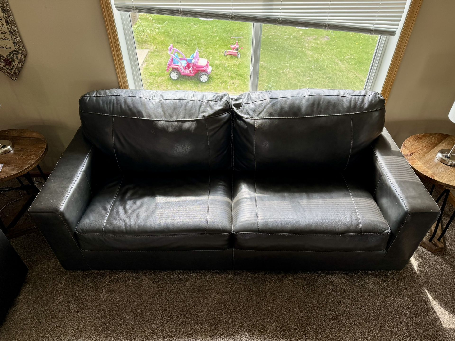 Leather Sofas X2 (500$)