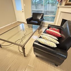 Coffee table and sofa set