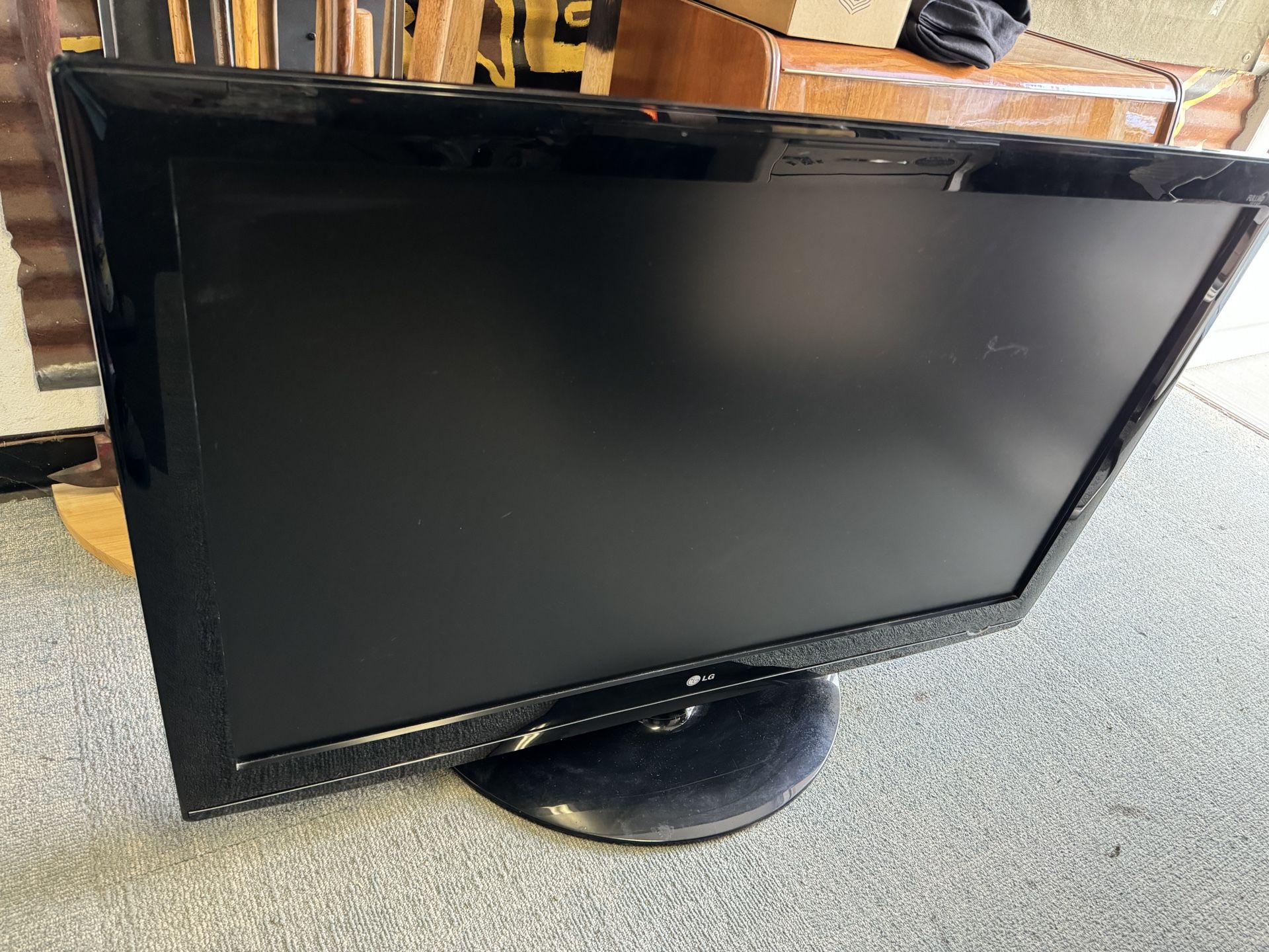 LG TV For Sale