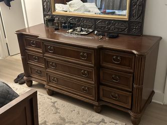 2 Night Stand And Dresser