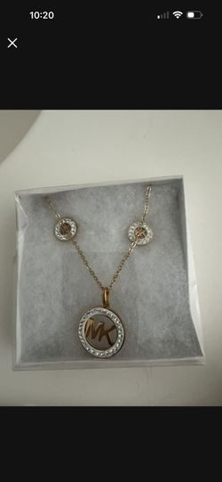 Michaelkors Necklace Set 