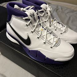 KOBE 1 “81 POINTS” DEADSTOCK BELOW RETAIL $140 