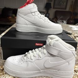 🤍 Air Force 1 Mid Supreme ❤️