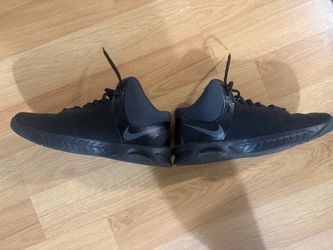 Nike Low-Top Sneakers All Black