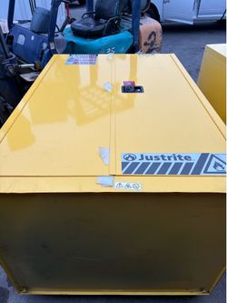 Justrite Inflamable Cabinet—new