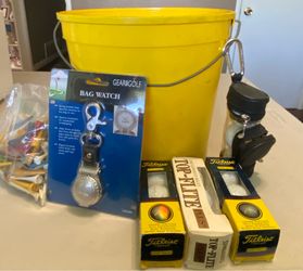 GOLF BALLS/ACCESSORIES BUNDLE
