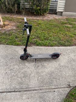 Electric hiqs scooter
